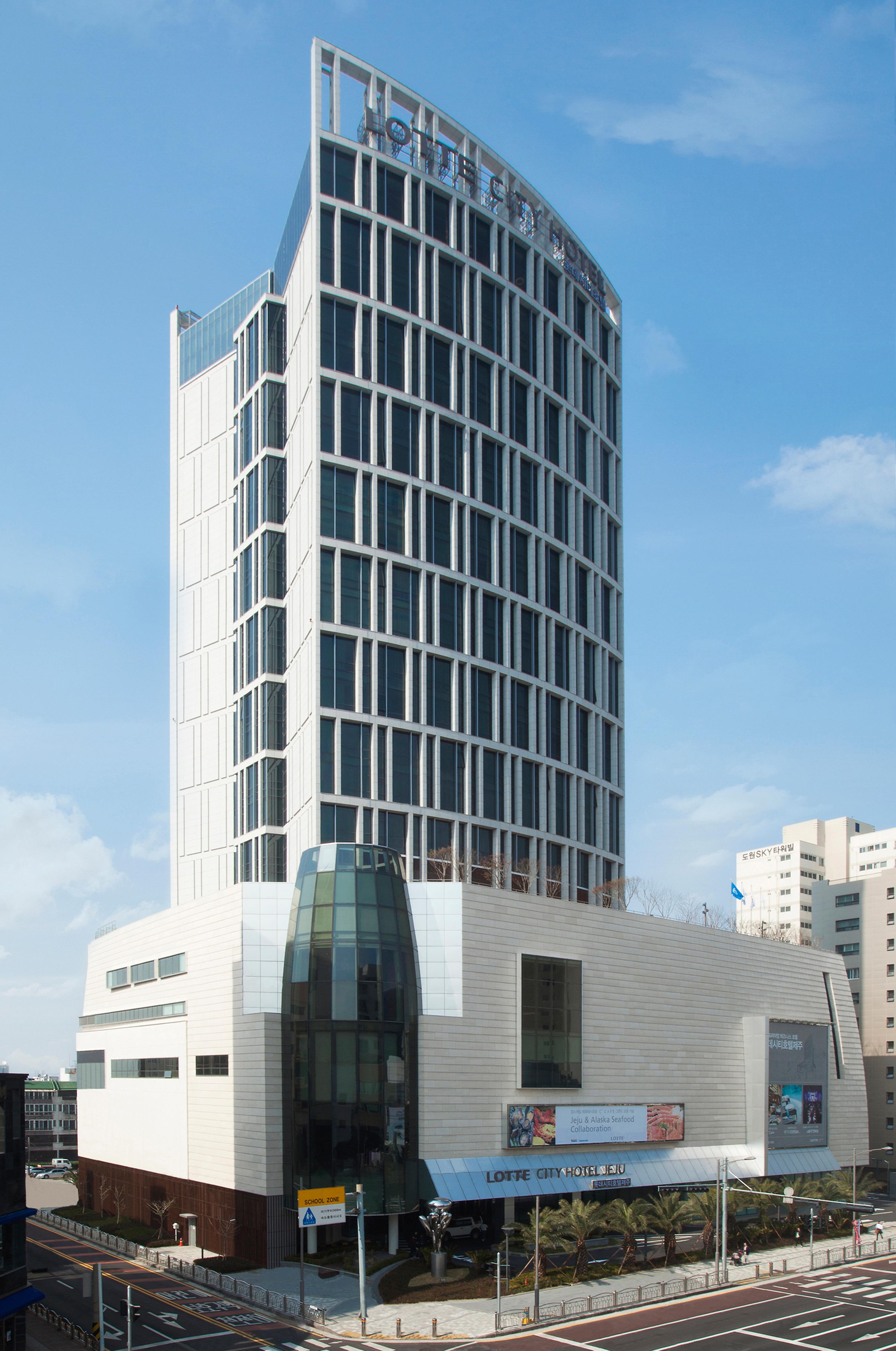 Lotte City Hotel Jeju Exterior photo