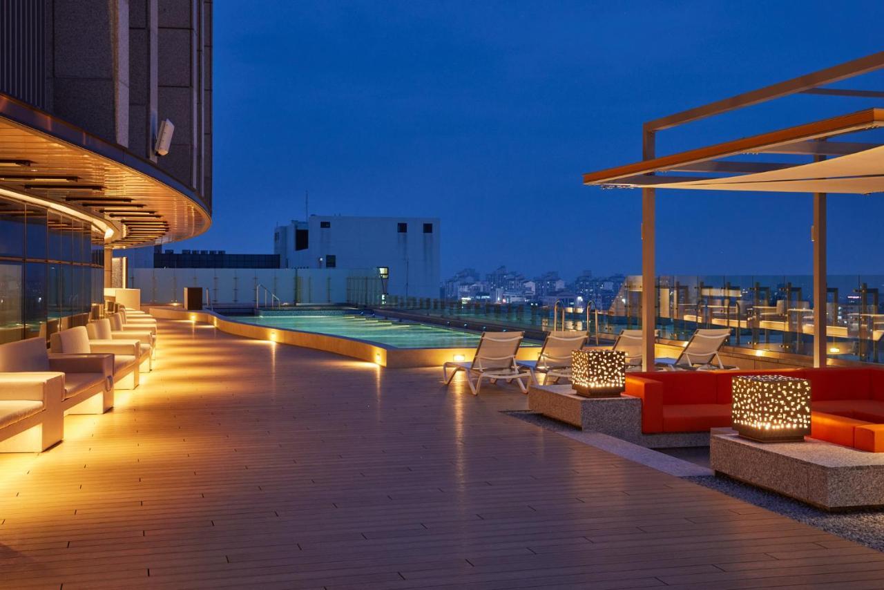 Lotte City Hotel Jeju Exterior photo